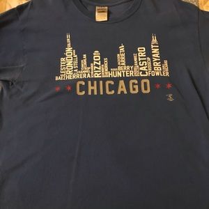 Womens large Chicago cubs shirt